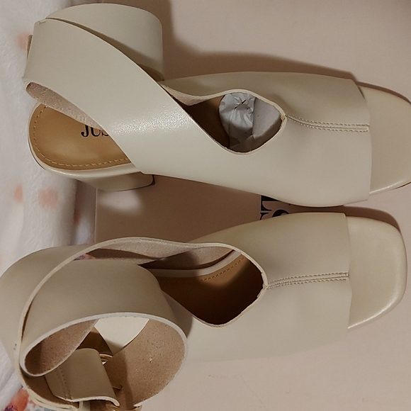 JUSTFAB SIZE 6 LADIES SHOES - Picture 2 of 3